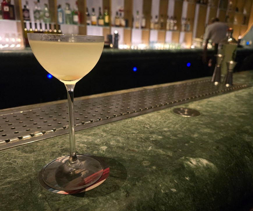 The Lyaness Martini – London’s best solo date location